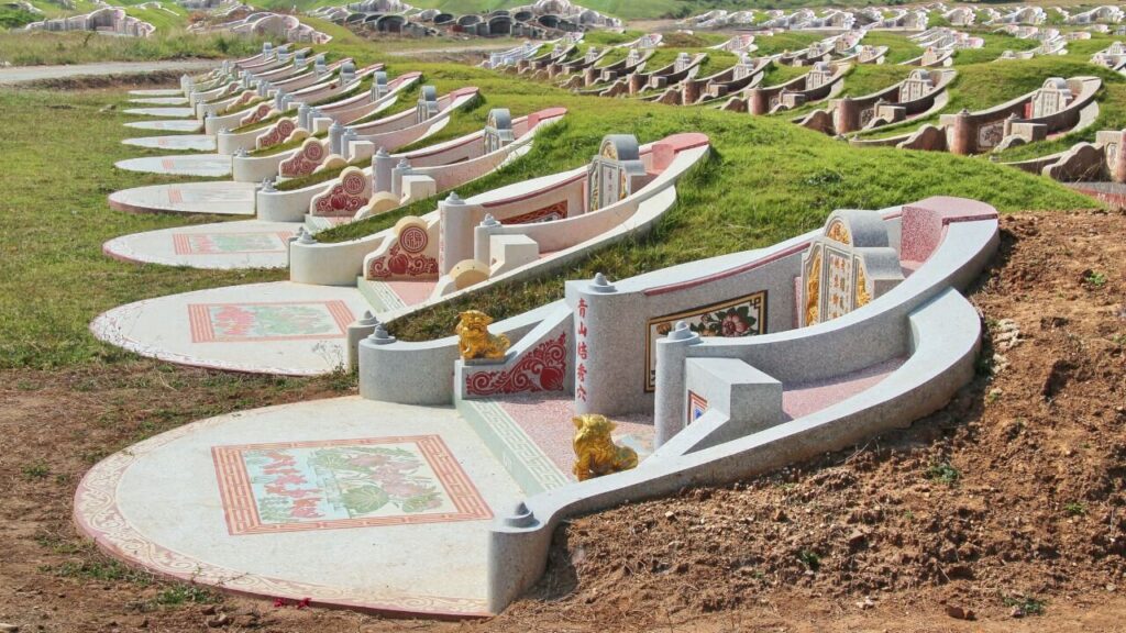 this is the cemetery for chinese